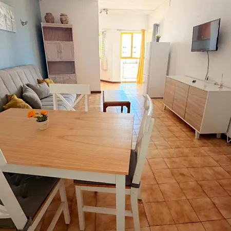 Apartament Rocha Paradise *